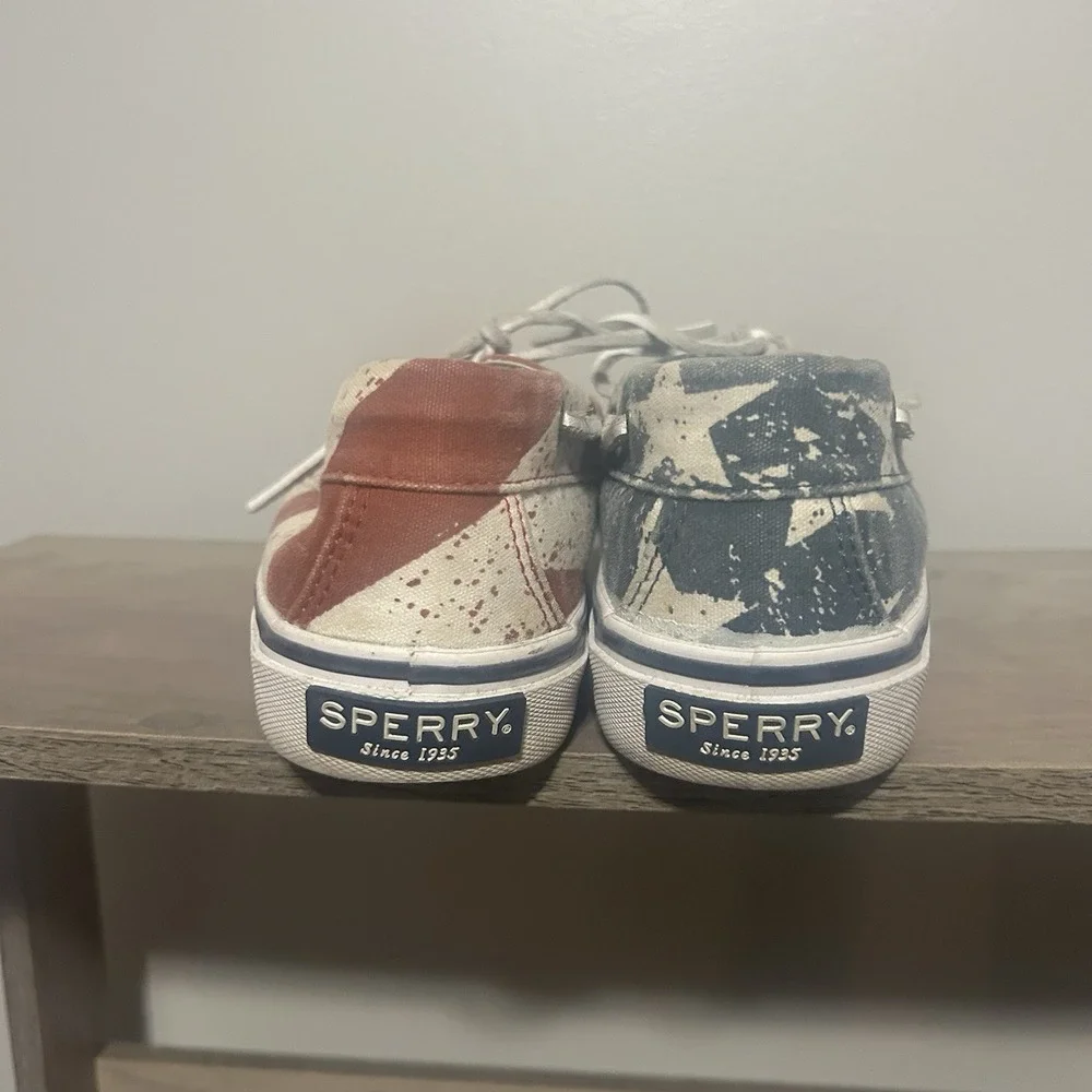 Sperry Men's USA Flag Red White and Blue size 8m Slides Topsider Shoes American
